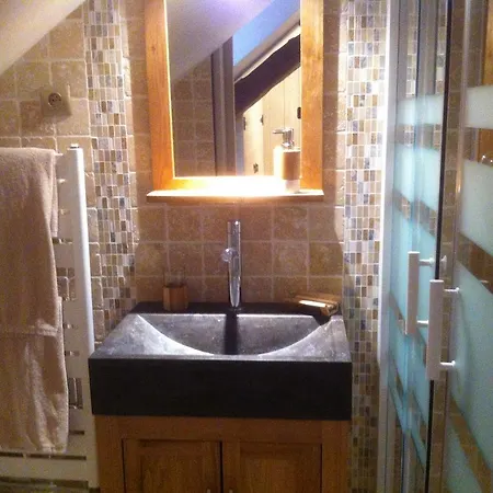 Les Charmettes بيت ضيافة