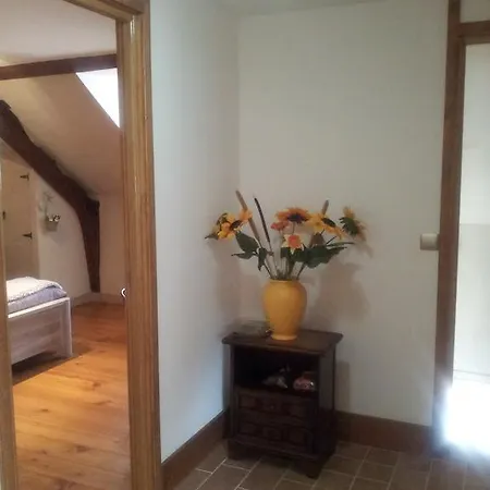 بيت ضيافة Les Charmettes 3*